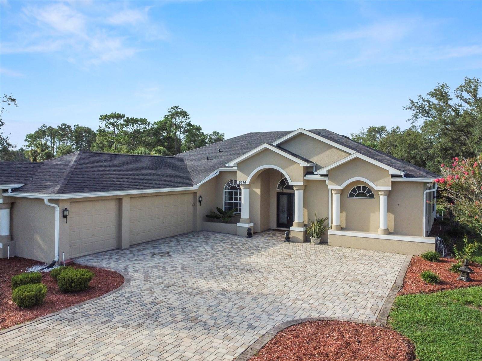 Weeki Wachee, FL 34613,9376 BEARWALK PATH