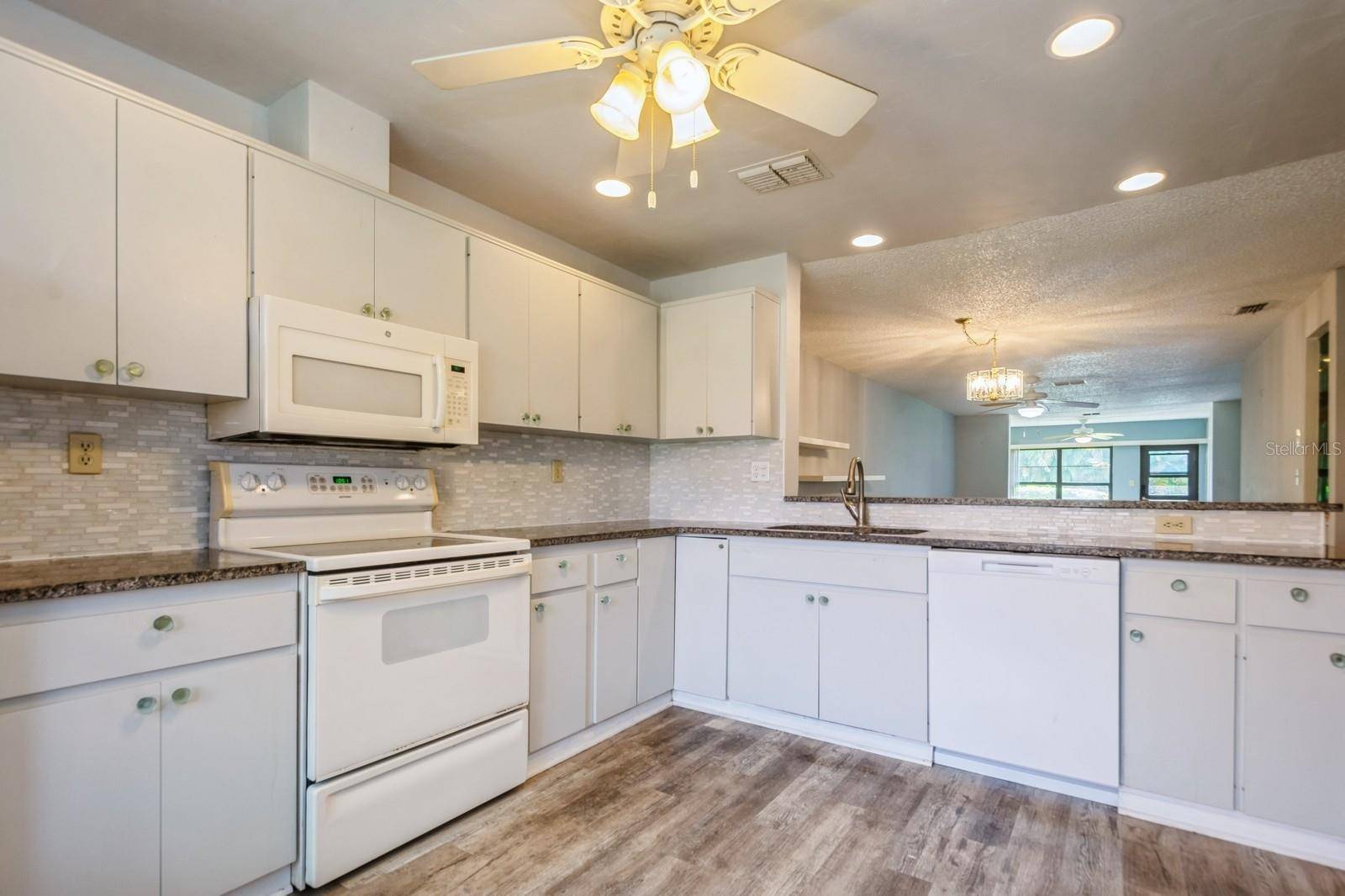 Clearwater, FL 33764,19029 US HIGHWAY 19 HWY N #24C
