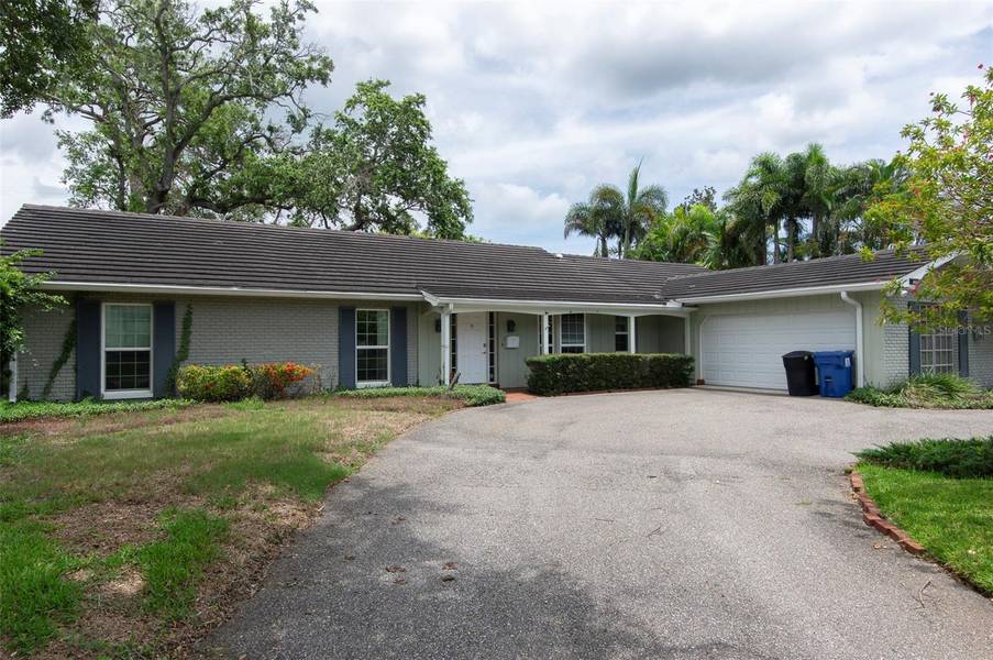 3275 WALNUT ST NE, St Petersburg, FL 33704