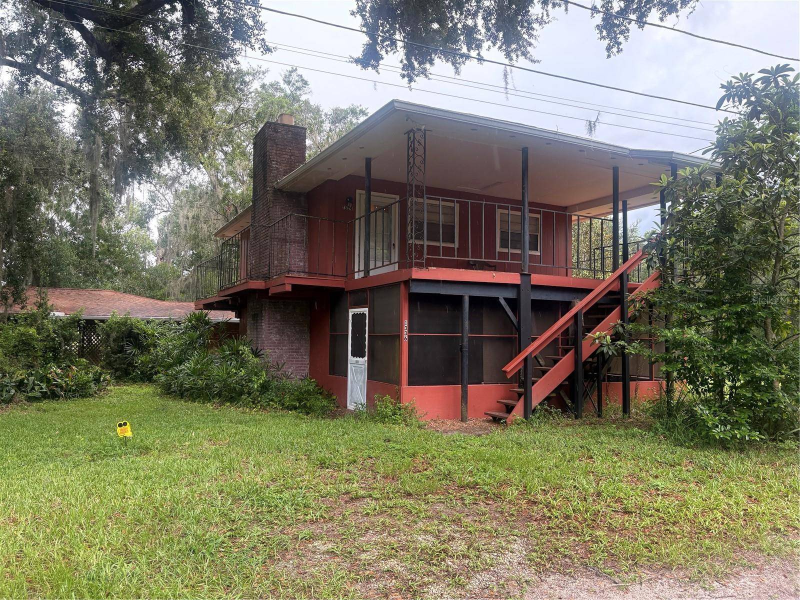 1334 LIVINGSTON RD, Lutz, FL 33559