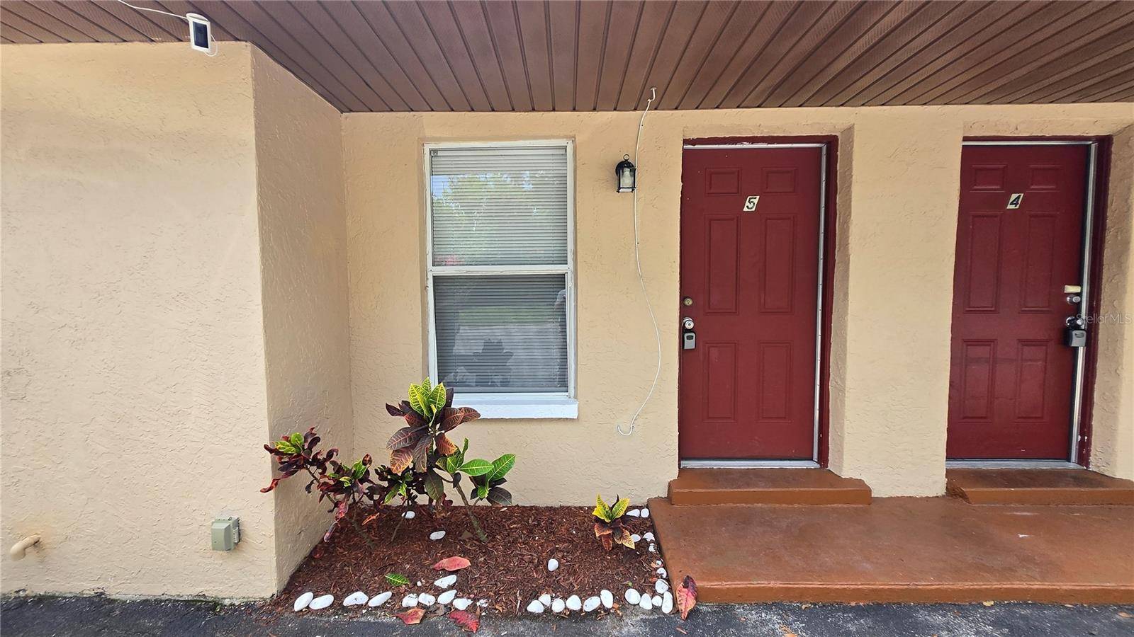 11727 N 12TH ST #5, Tampa, FL 33612