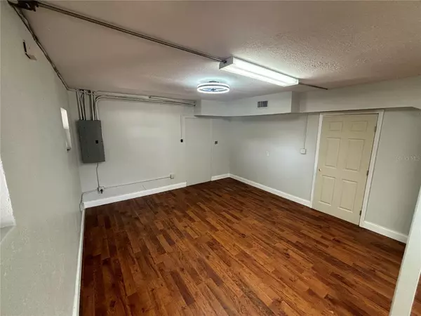 Tampa, FL 33619,2135 S 78TH ST