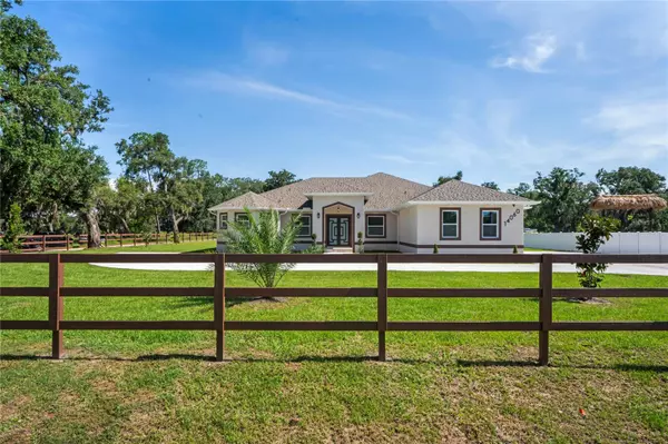 14060 SYDNEY RD, Dover, FL 33527