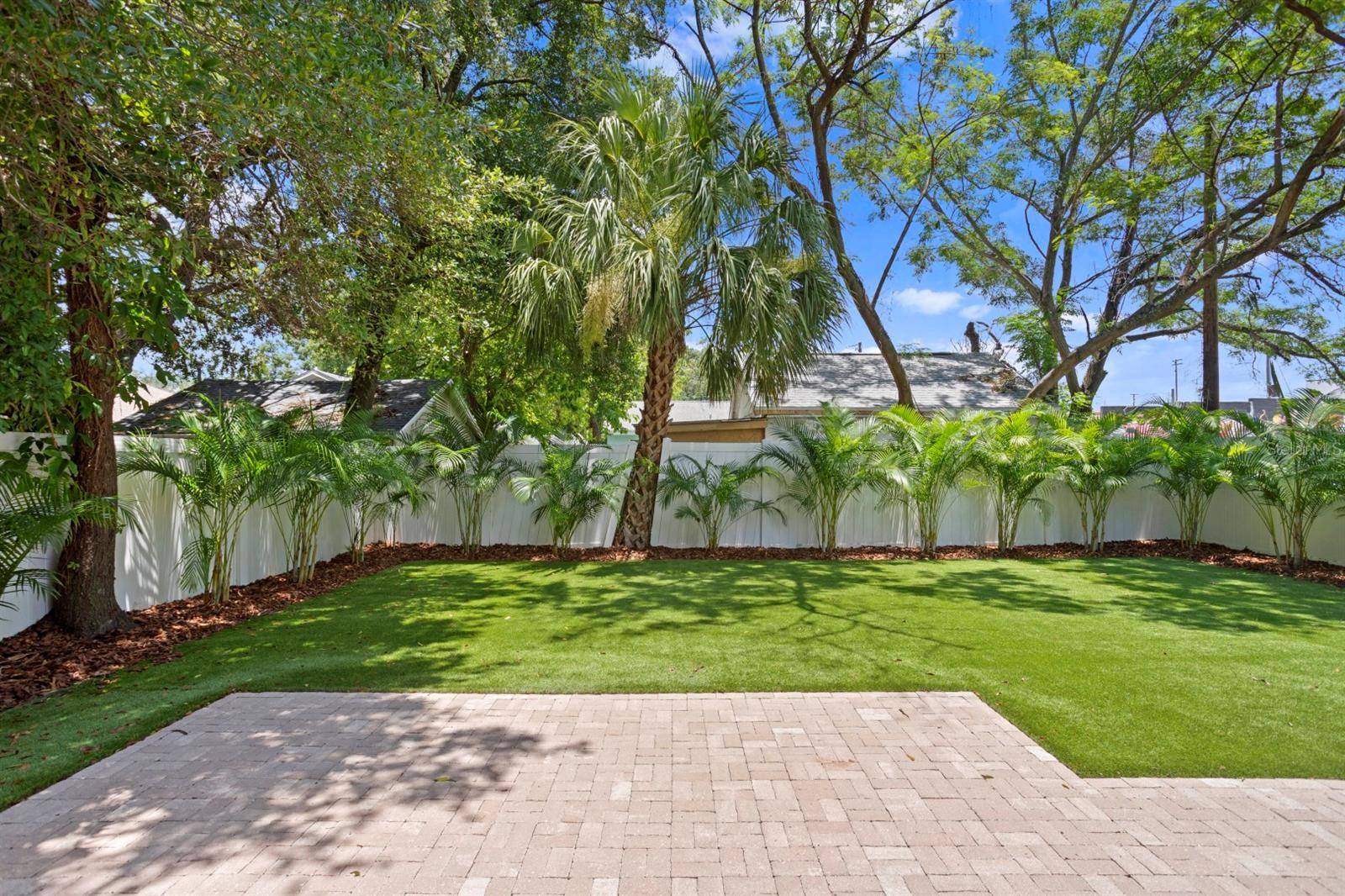 Tampa, FL 33603,101 W EMMA ST