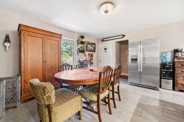 Lutz, FL 33559,18812 CARR DR