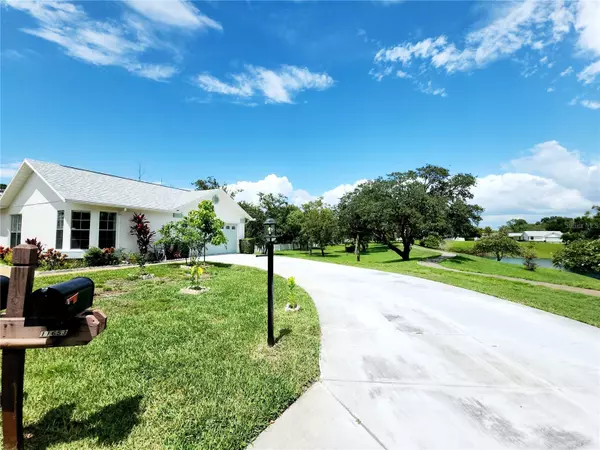 11653 ORLEANS LN, Port Richey, FL 34668