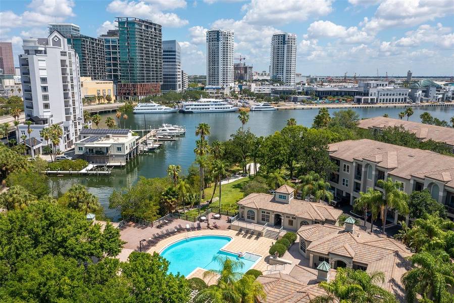 705 MAINSAIL DR #705, Tampa, FL 33602