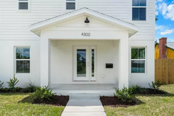 4300 5TH AVE S, St Petersburg, FL 33711