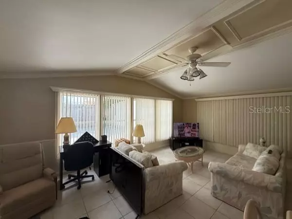 Holiday, FL 34690,5025 ZODIAC AVE
