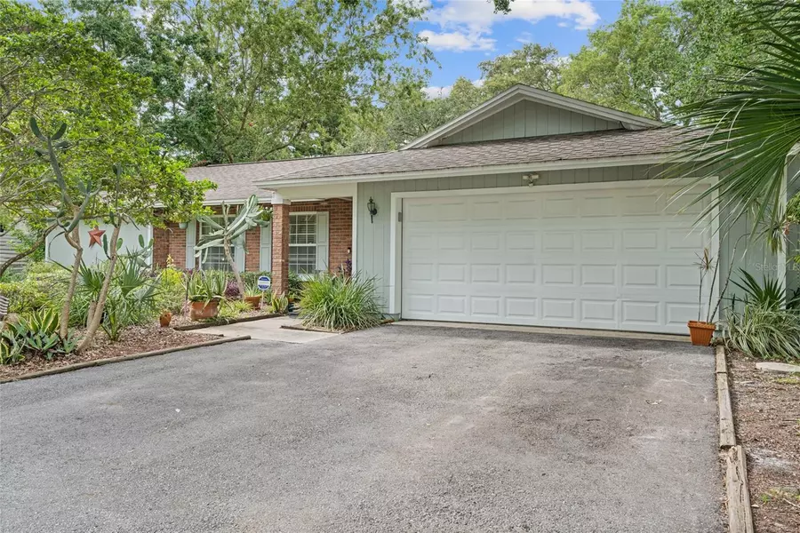 155 WOODCUTTER LN, Palm Harbor, FL 34683