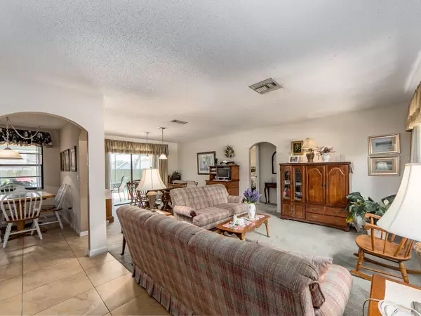 Port Richey, FL 34668,7300 DOGLEG CT
