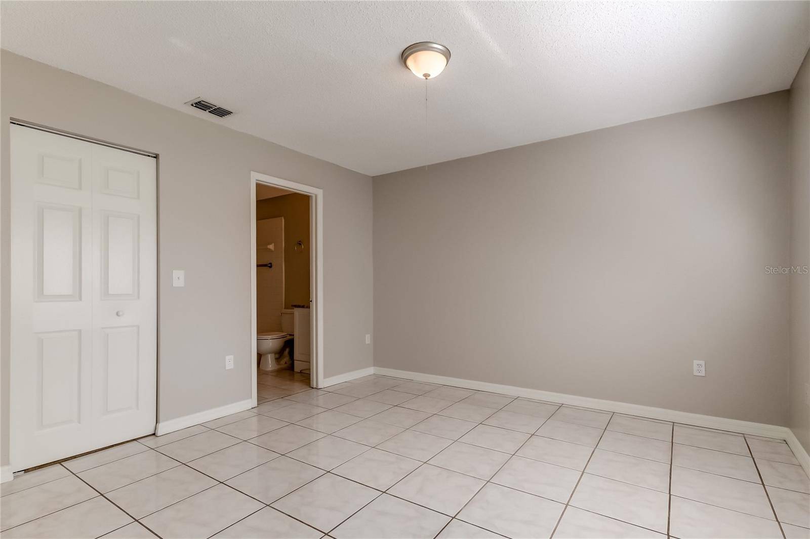 Brandon, FL 33511,1007 PINE RIDGE CIR