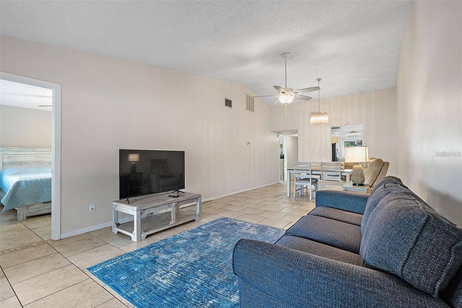 Seminole, FL 33777,9737 86TH AVE