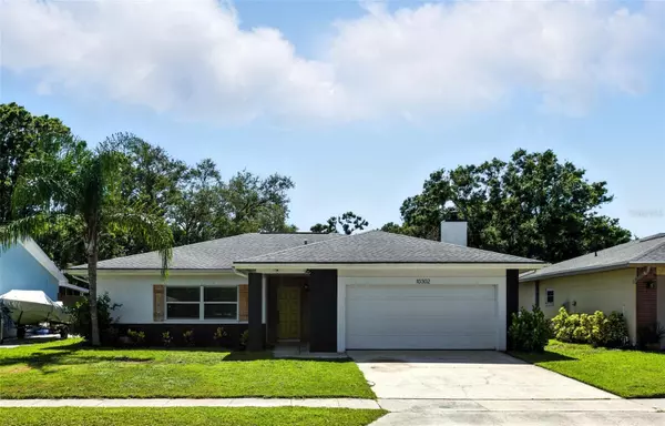 10302 OAKHAVEN DR, Pinellas Park, FL 33782