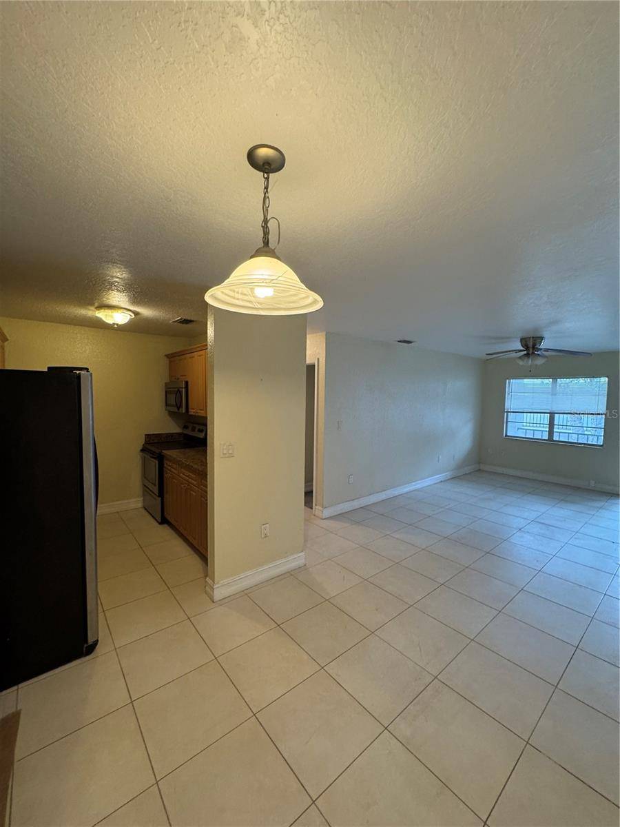 Tampa, FL 33611,5221 BAYSHORE BLVD #37