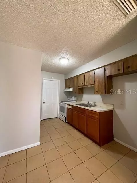 Lakeland, FL 33811,1083 OLD SOUTH DR
