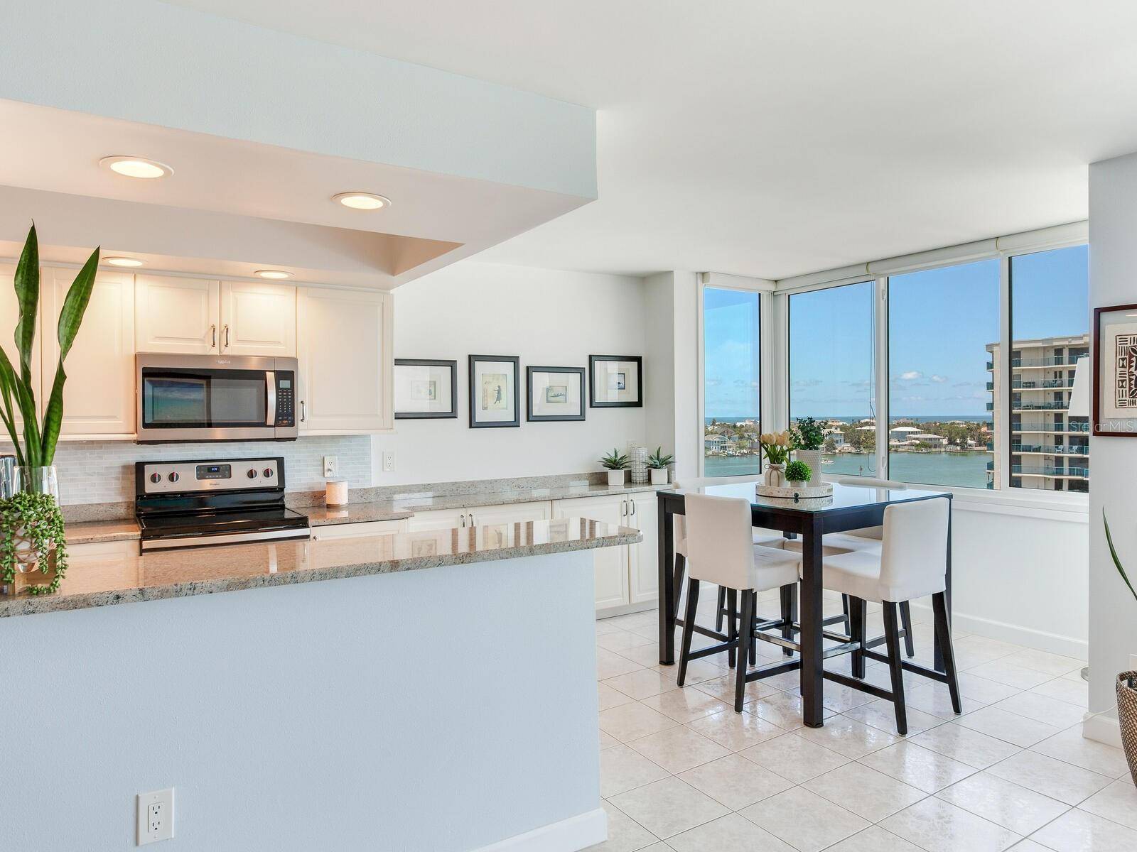 Clearwater Beach, FL 33767,660 ISLAND WAY #703