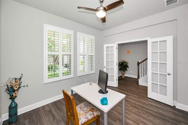 Tampa, FL 33626,9589 CAVENDISH DR