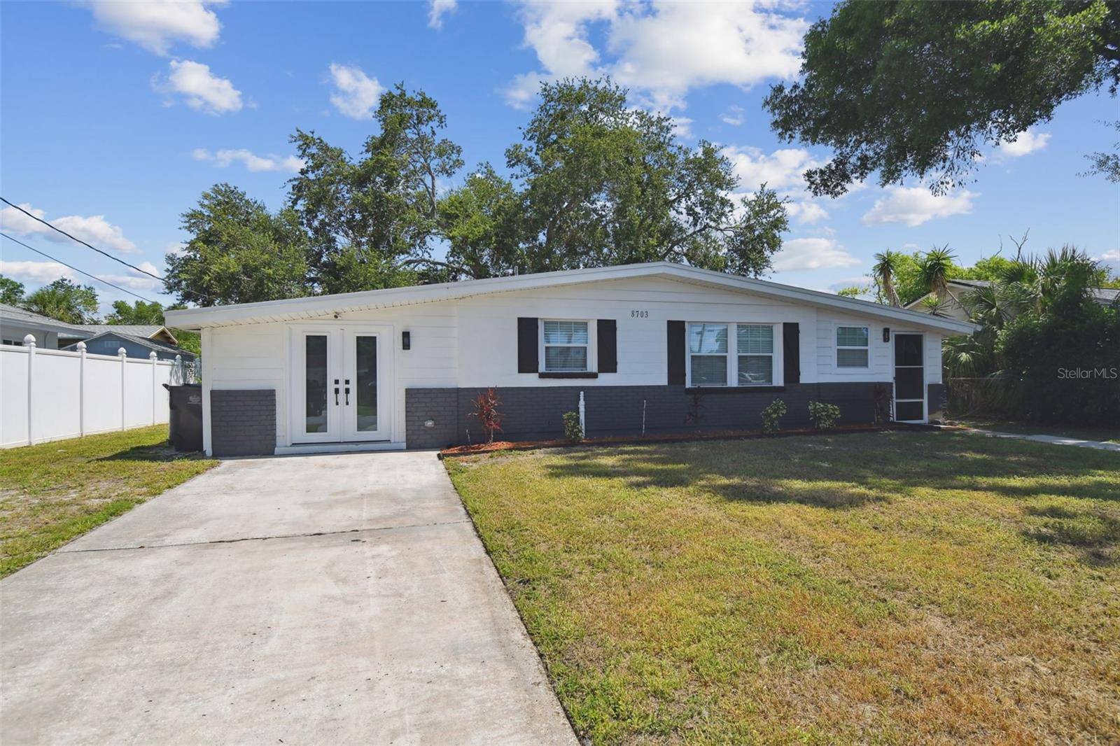 Tampa, FL 33615,8703 DRIFTWOOD DR