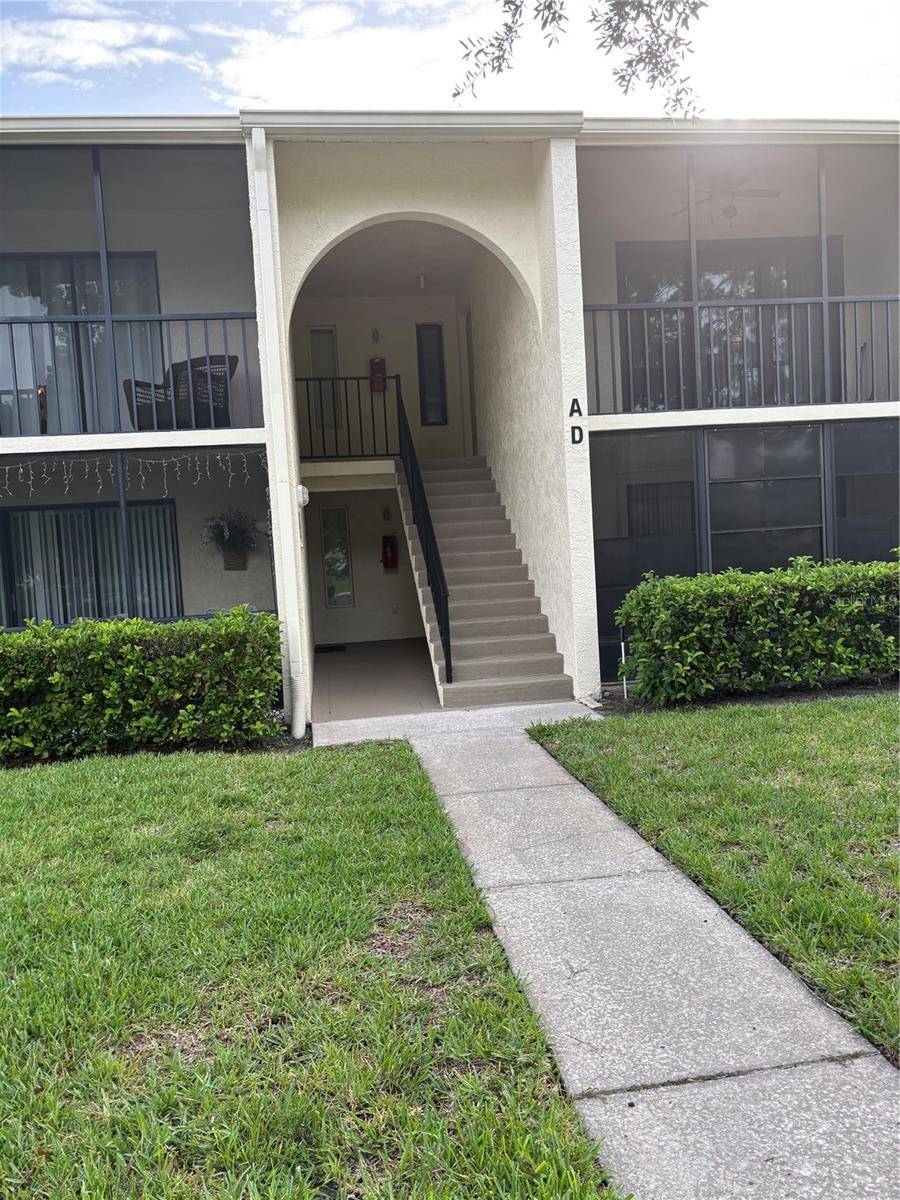 1400 PINE GLEN LN #D2, Tarpon Springs, FL 34688