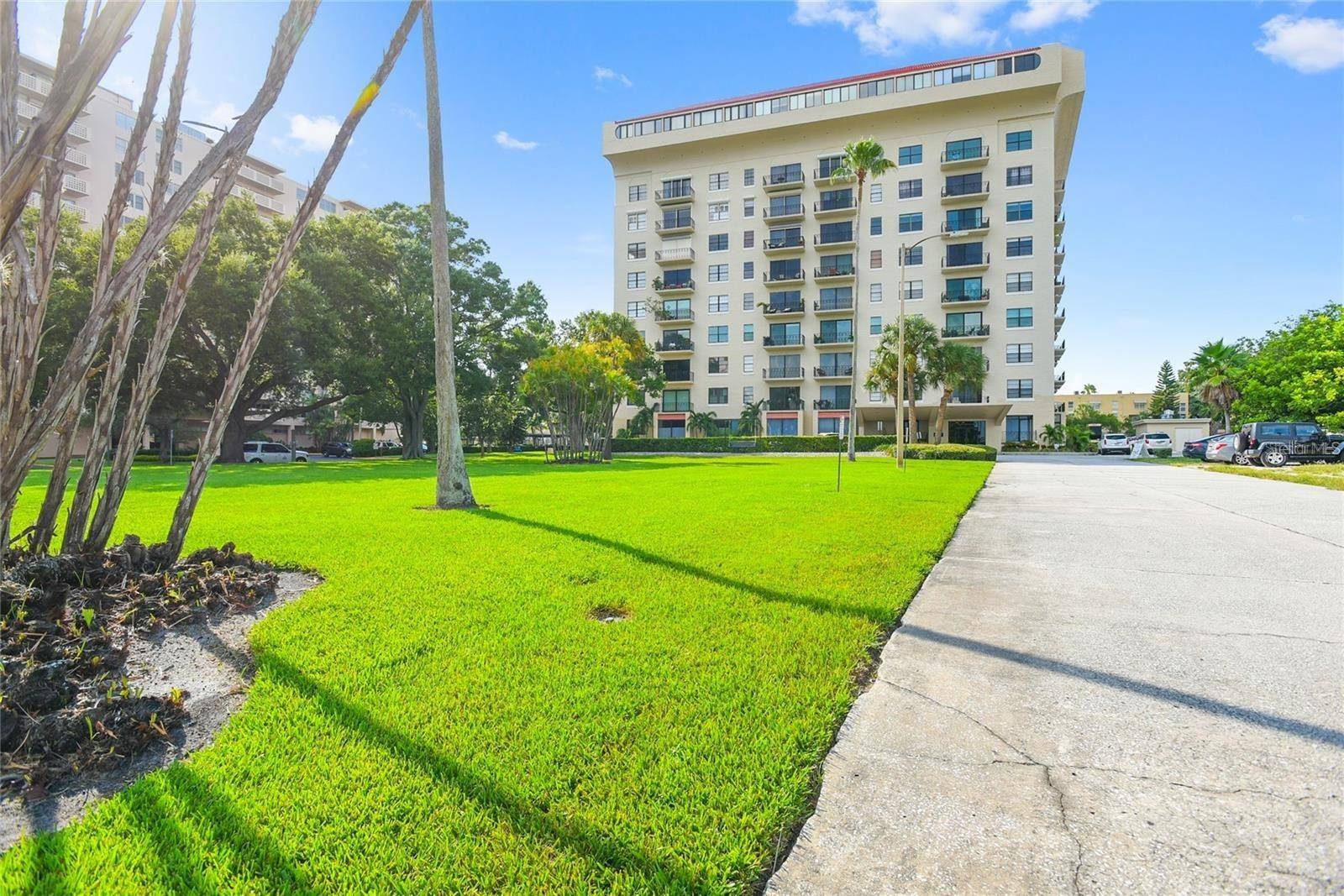 2109 BAYSHORE BLVD #303, Tampa, FL 33606