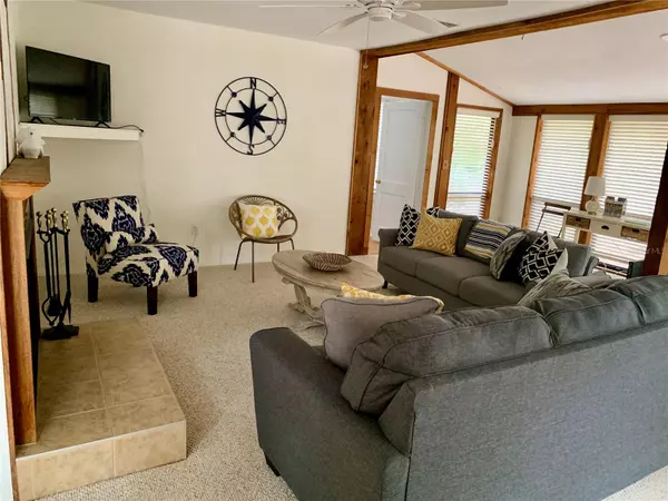 Dunedin, FL 34698,525 BAY ST
