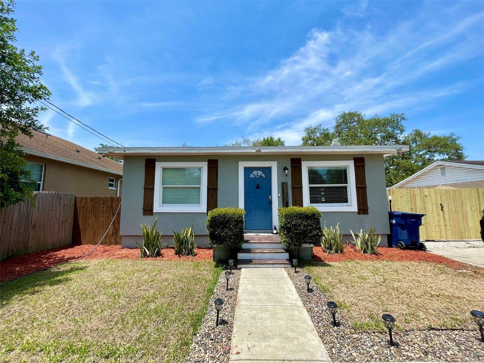 8310 EL PORTAL DR, Tampa, FL 33604