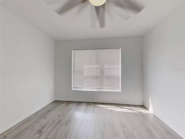New Port Richey, FL 34653,4805 SUNNYBROOK DR #12