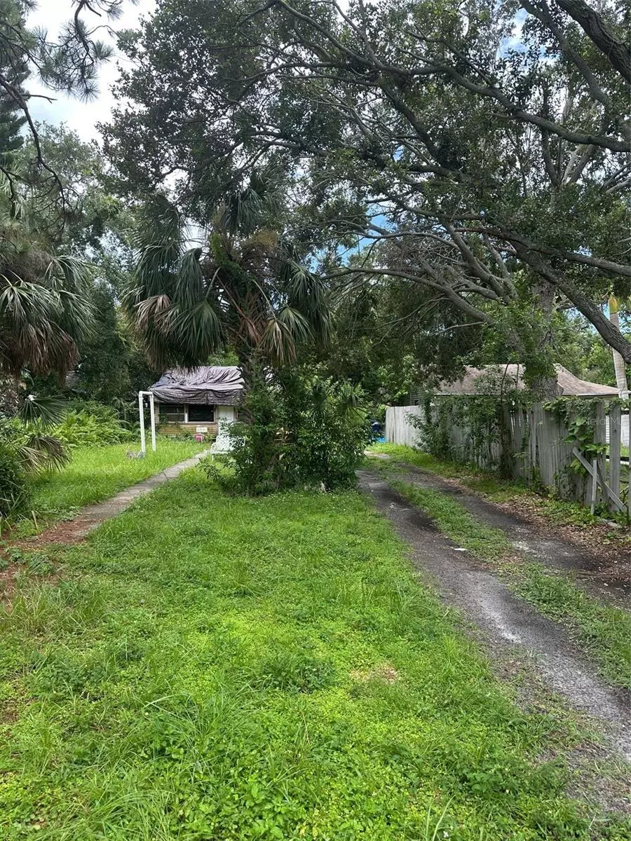 St Petersburg, FL 33705,802 34TH AVE S