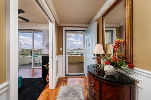 South Pasadena, FL 33707,7862 SAILBOAT KEY BLVD S #506