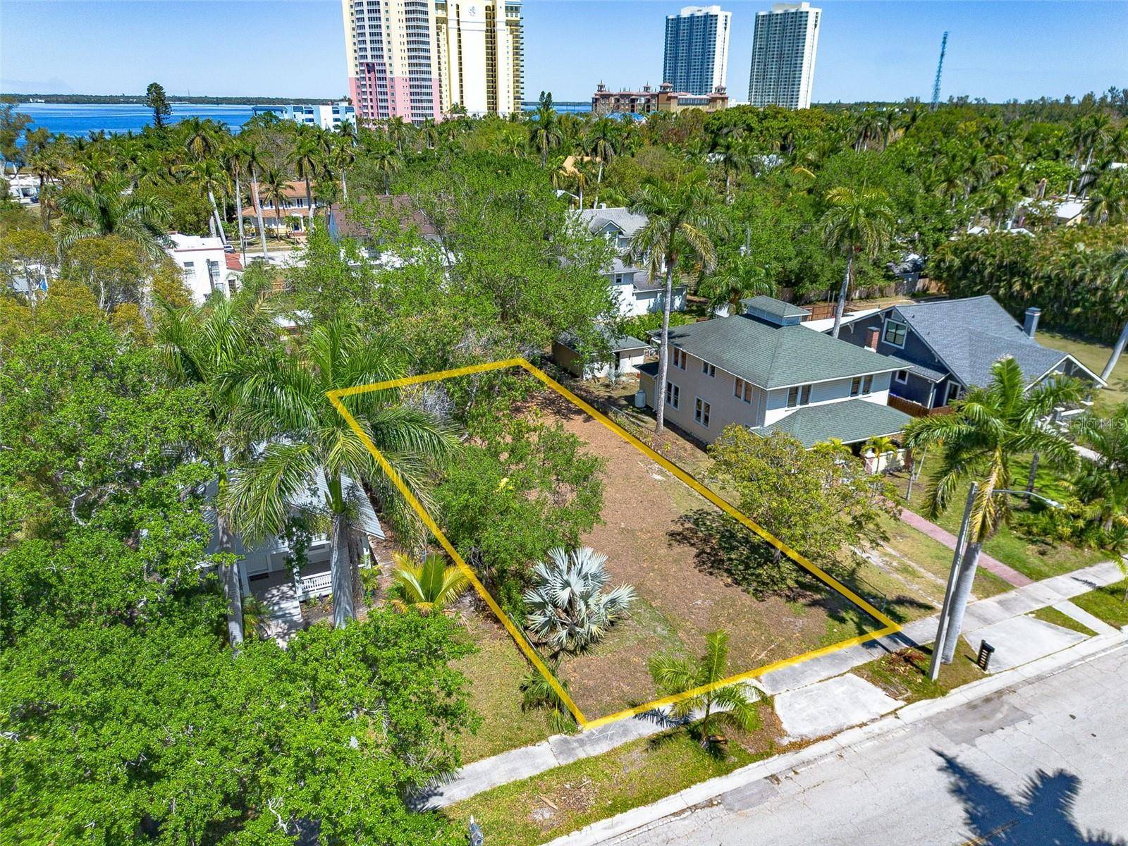 2645 MICHIGAN AVE, Fort Myers, FL 33916
