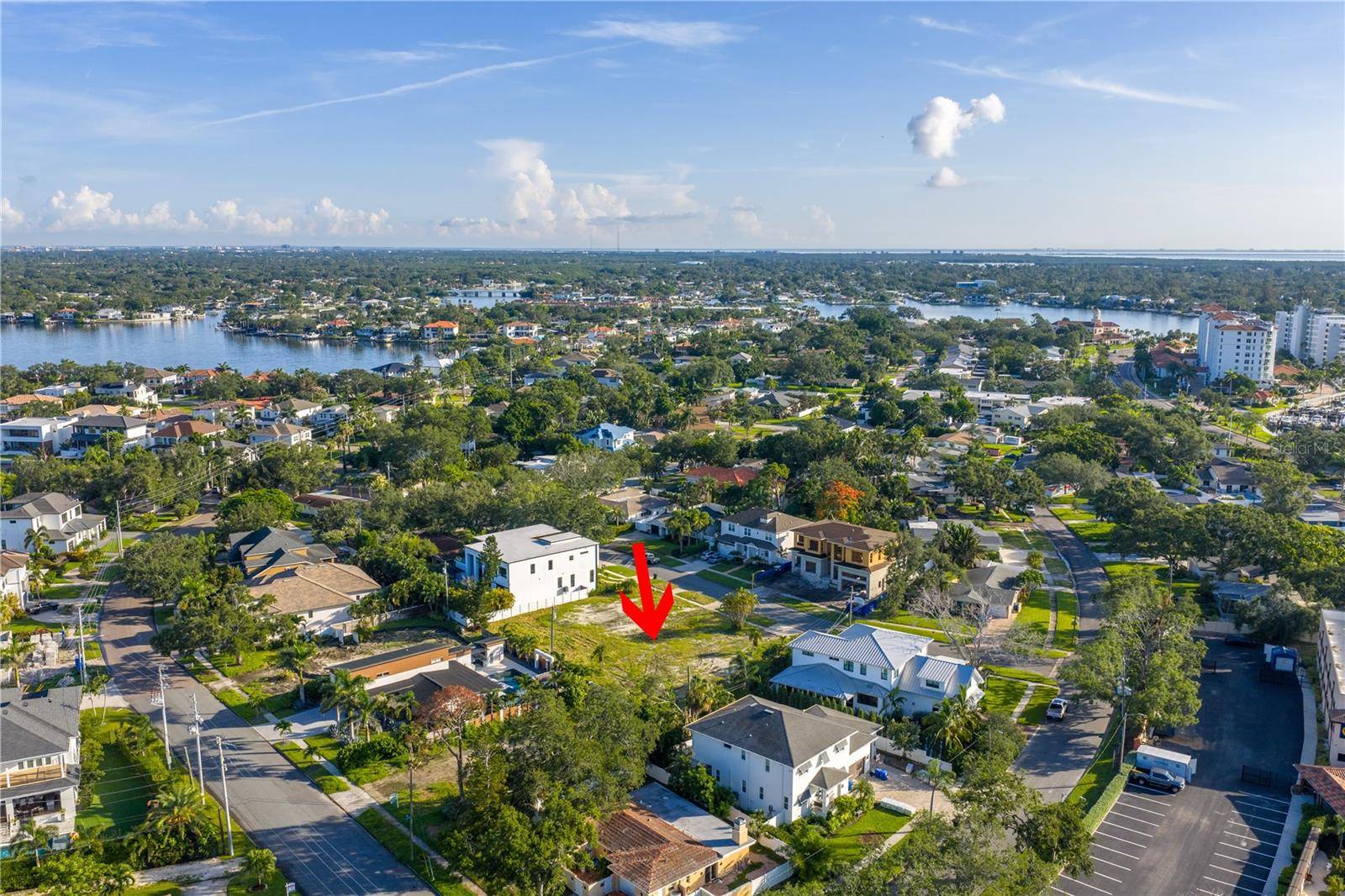 St Petersburg, FL 33704,608 ALDA WAY NE