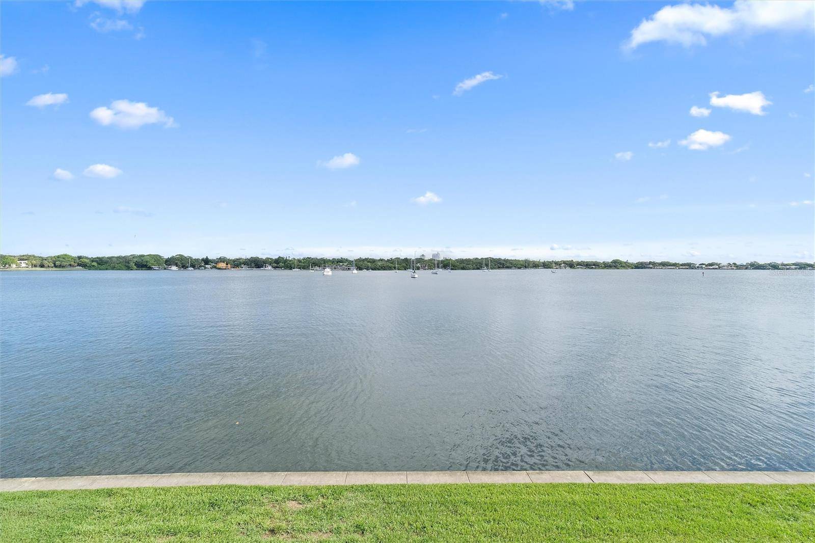 St Petersburg, FL 33705,165 POMPANO DR SE