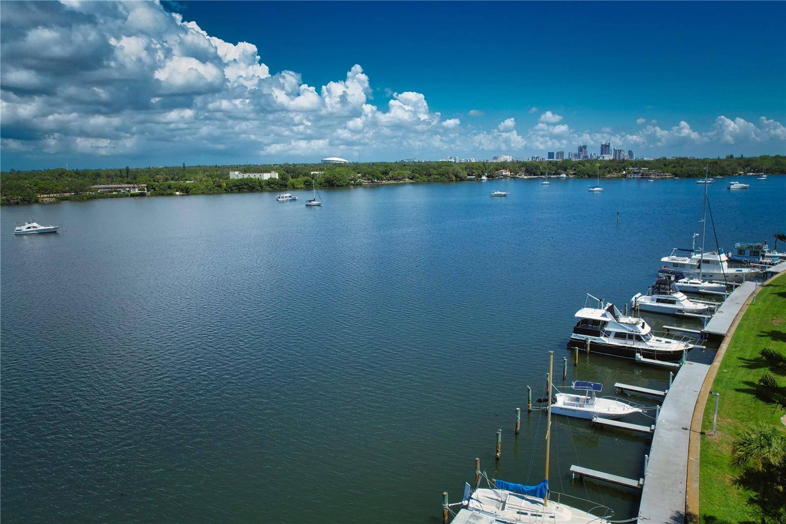 St Petersburg, FL 33705,165 POMPANO DR SE