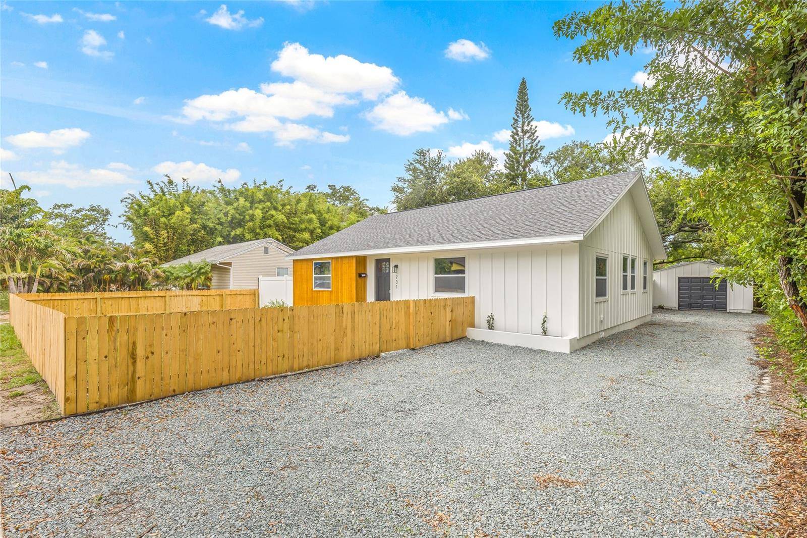 St Petersburg, FL 33704,731 38TH AVE N