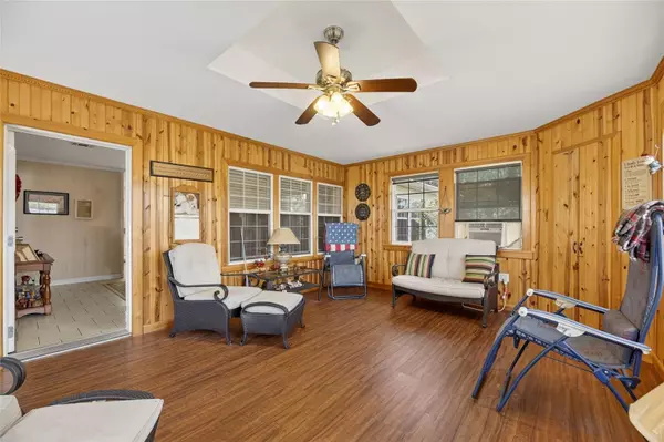 Polk City, FL 33868,6250 GREEN POND RD