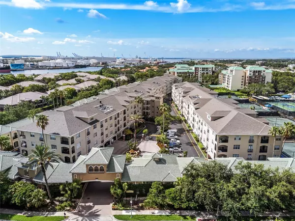 Tampa, FL 33602,501 KNIGHTS RUN AVE #1123