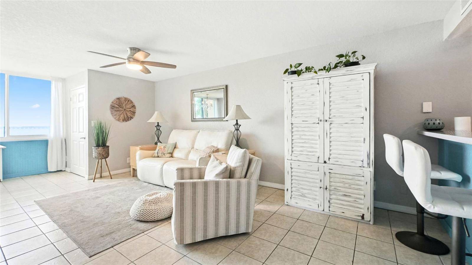 Clearwater, FL 33760,2617 COVE CAY DR #606