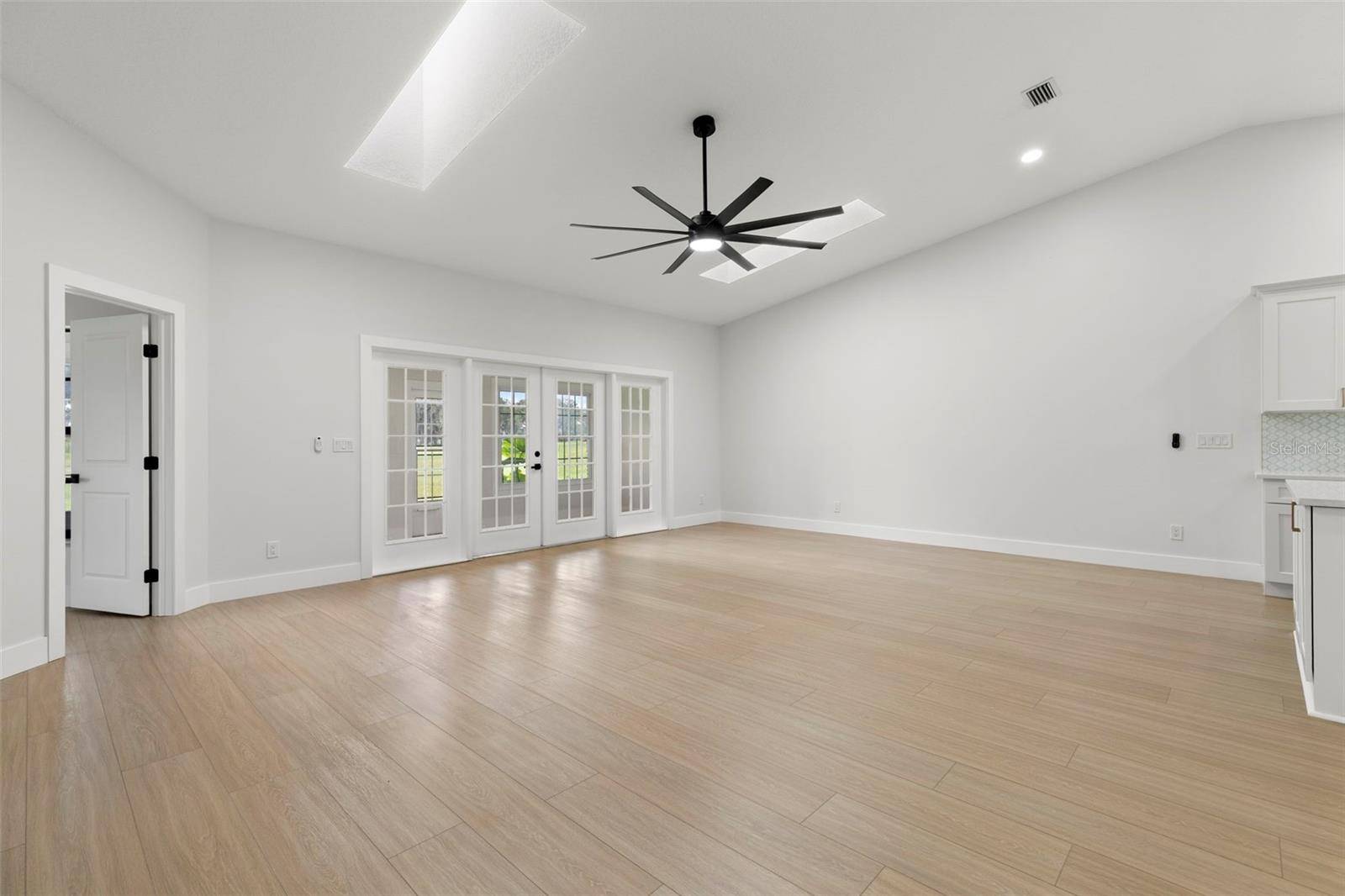 Zephyrhills, FL 33542,6549 BRENTWOOD DR