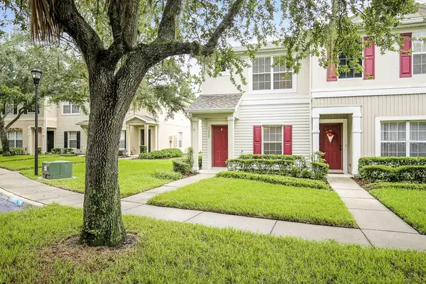 Lithia, FL 33547,15867 FISHHAWK VIEW DR