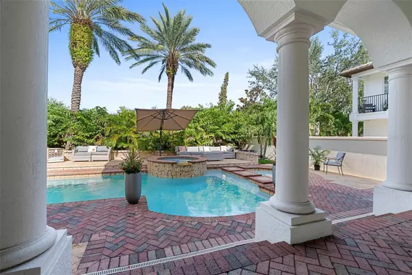 Tampa, FL 33616,6123 YEATS MANOR DRIVE