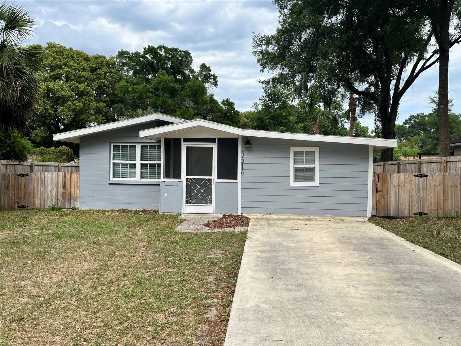 5516 9TH ST, Zephyrhills, FL 33542