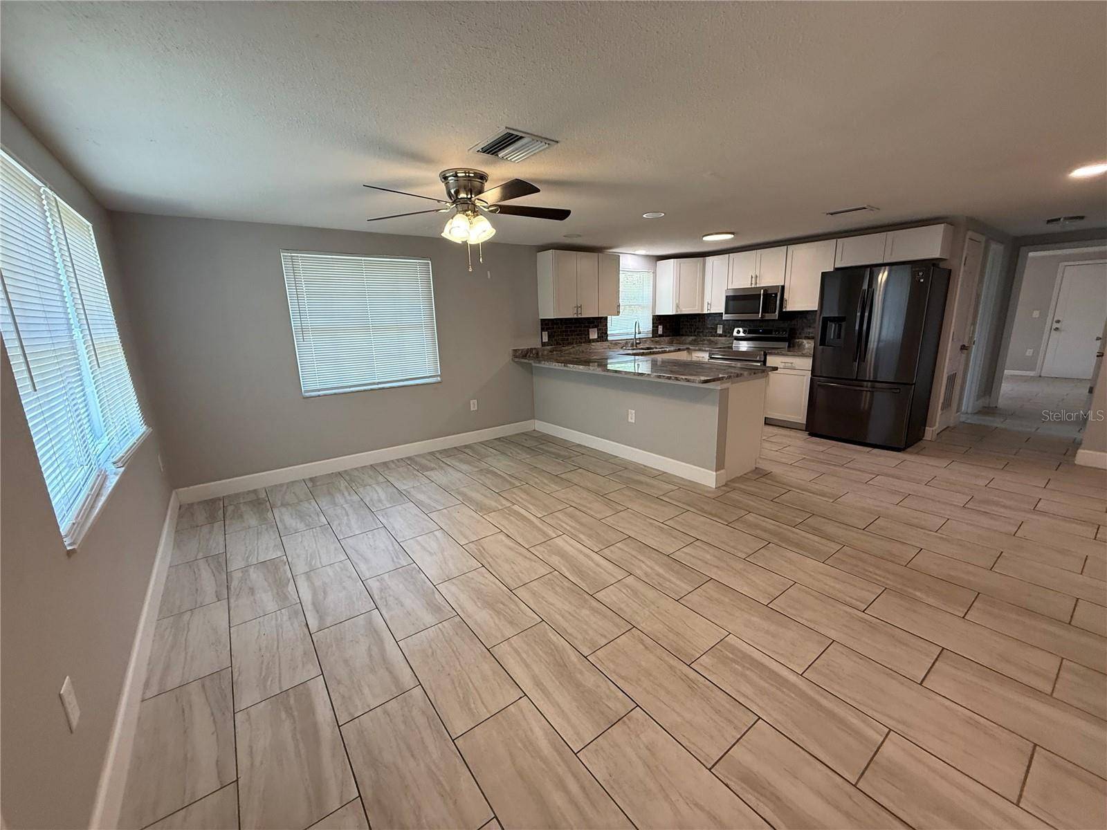 Zephyrhills, FL 33542,5516 9TH ST