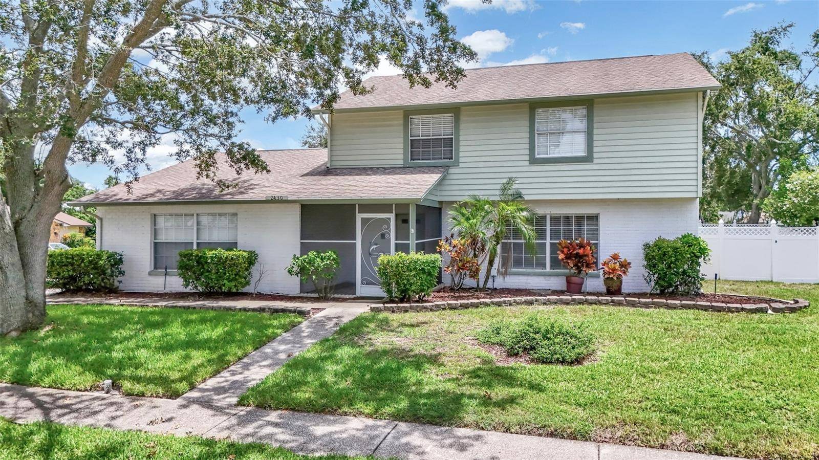 2430 FALCON LN, Palm Harbor, FL 34683