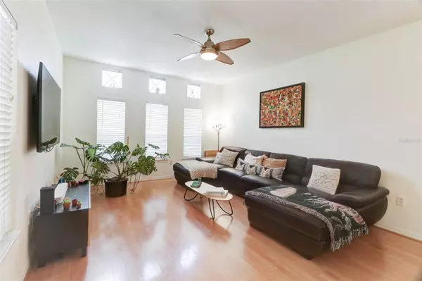 Tampa, FL 33624,4004 FOXTAIL PALM CT #4004