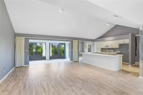 Sun City Center, FL 33573,1826 WOLF LAUREL DR