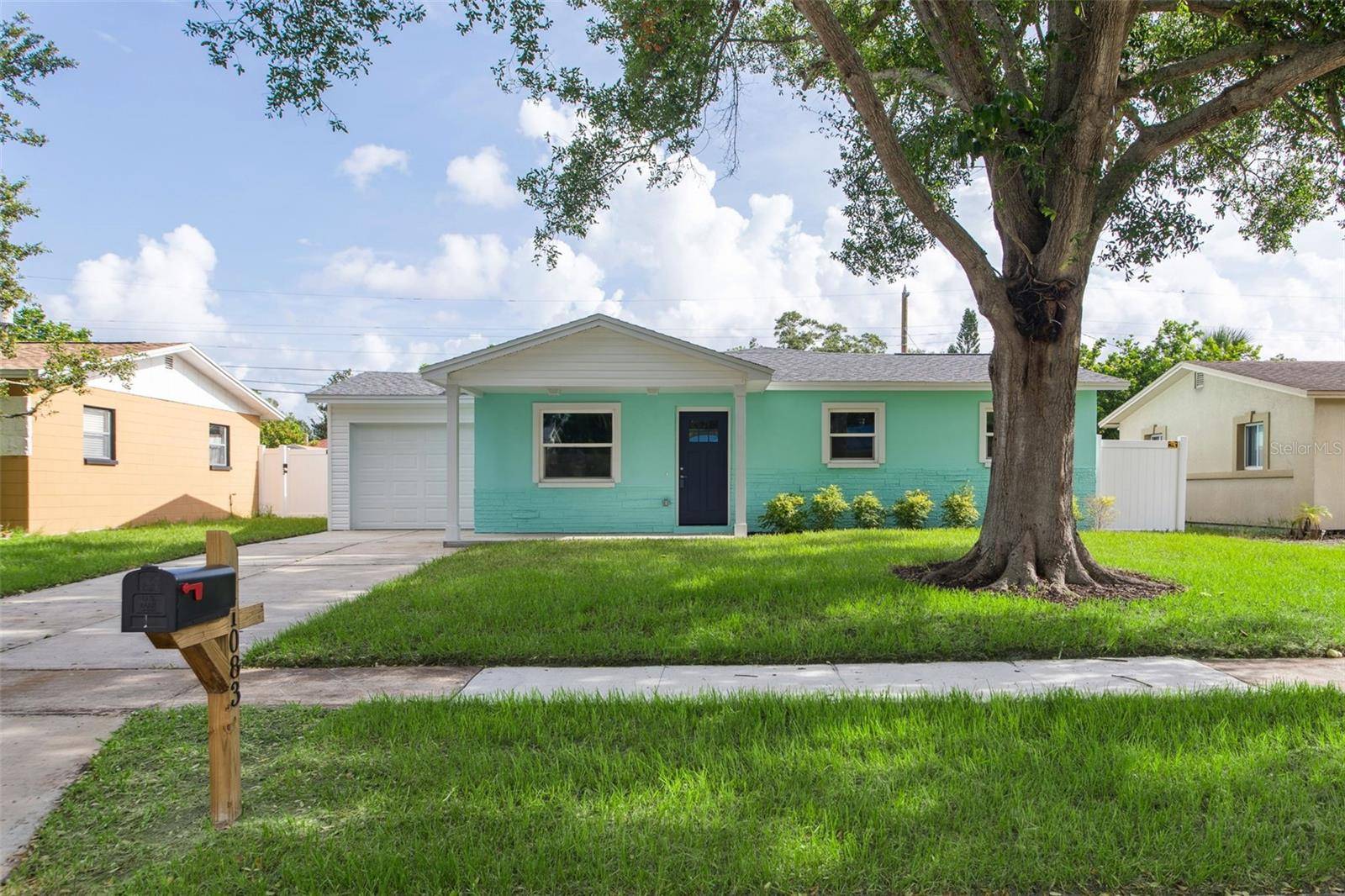 11083 TEMPLE AVE, Seminole, FL 33772