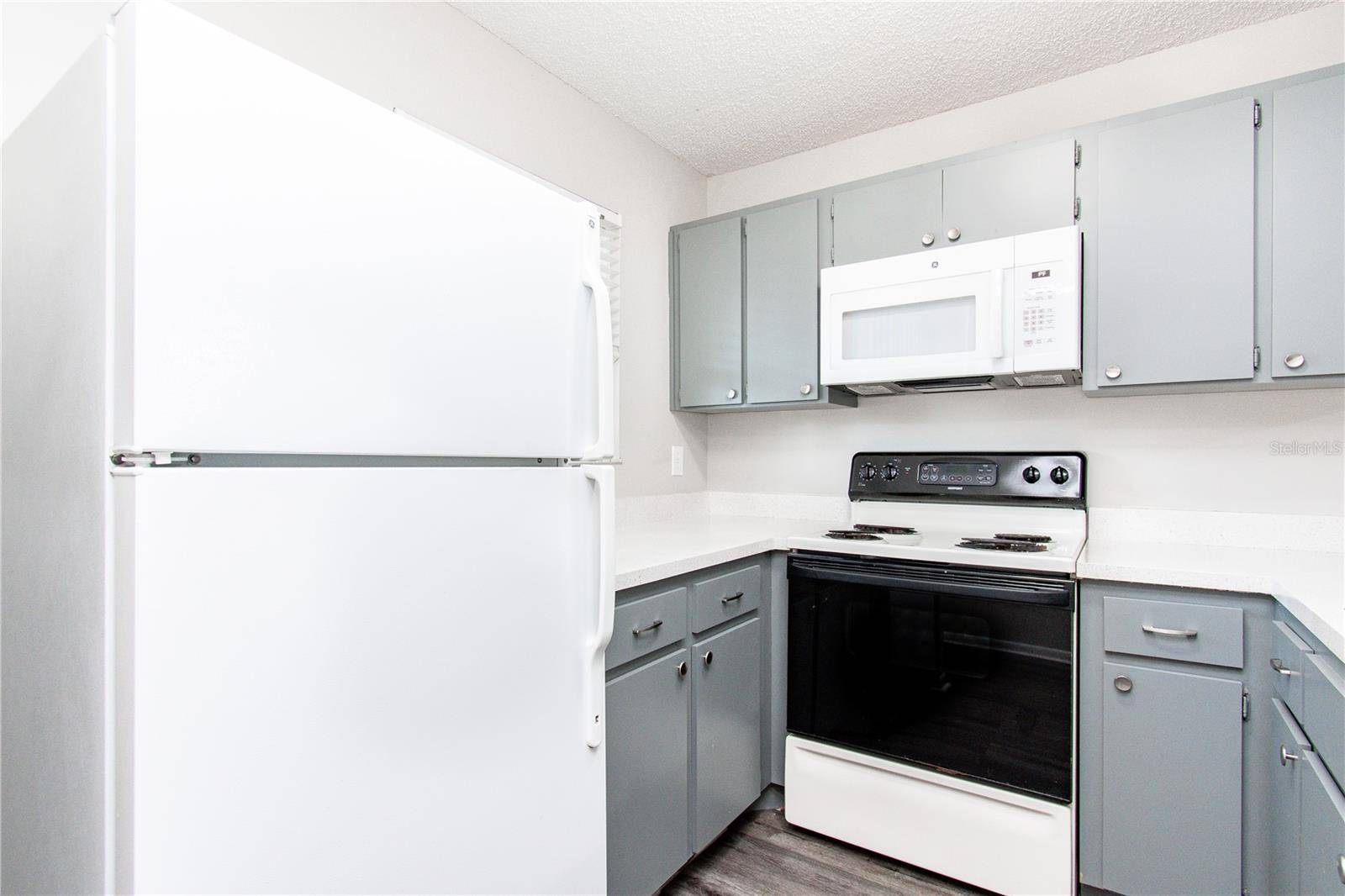 Zephyrhills, FL 33542,39132 COUNTY ROAD 54 #2220