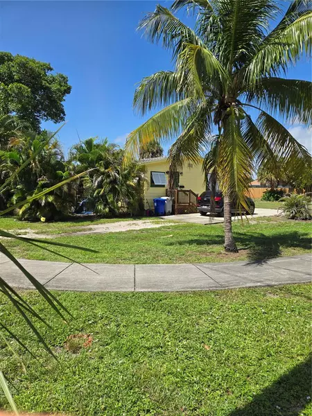 239 NE 18TH AVE, Pompano Beach, FL 33060