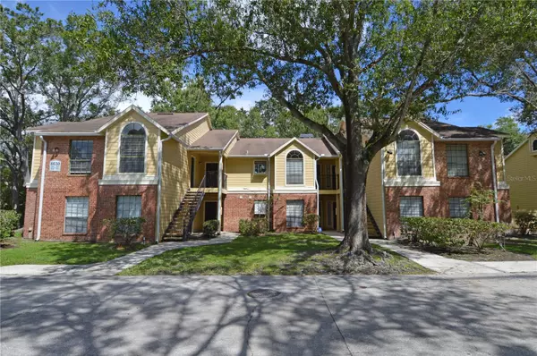Tampa, FL 33614,8630 MALLARD RESERVE DR #103